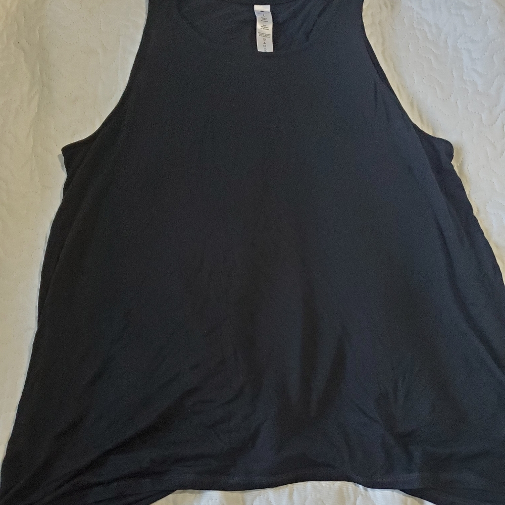Tank top - Picture 2 of 6